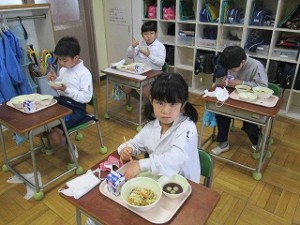 カトリック　ミッション　男女　東星学園　大矢正則校長　鏡開き献立(3)