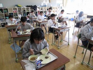 清瀬　私立　小学校　東星学園　大矢正則校長　学校給食週間(10)