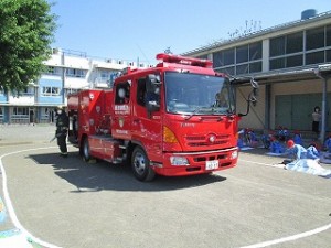 カトリック　ミッション　男女　東星学園　大矢正則校長　はたらく消防 写生会(1)