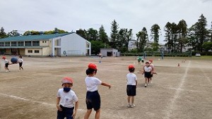 カトリック　ミッション　男女　東星学園　校長　大矢正則　運動会練習低学年(3)