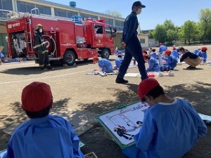 東星学園　校長　大矢正則　はたらく消防展示会(1)