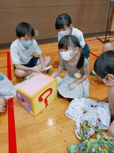 東星学園　大矢正則校長　カトリック　ミッション　男女　幼稚園と5年生の交流会(3)