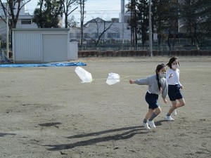 清瀬　私立　小学校　東星学園　大矢正則校長　凧あげ(2)