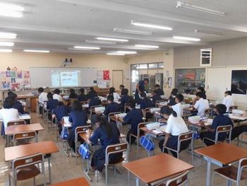 20240912･01中1美術a35