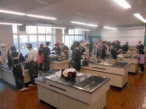 20250227･04中1調理実習a3